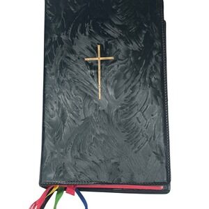 Vintage 1959 St Joseph Daily Missal Confraternity Catholic cover